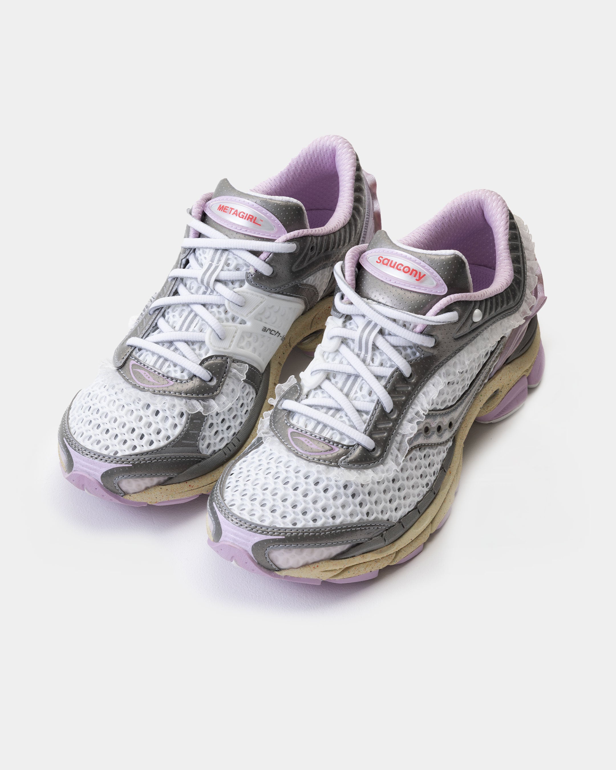 METAGIRL x SAUCONY PROGRID PARAMOUNT "DAUGHTER OF THE MOON"