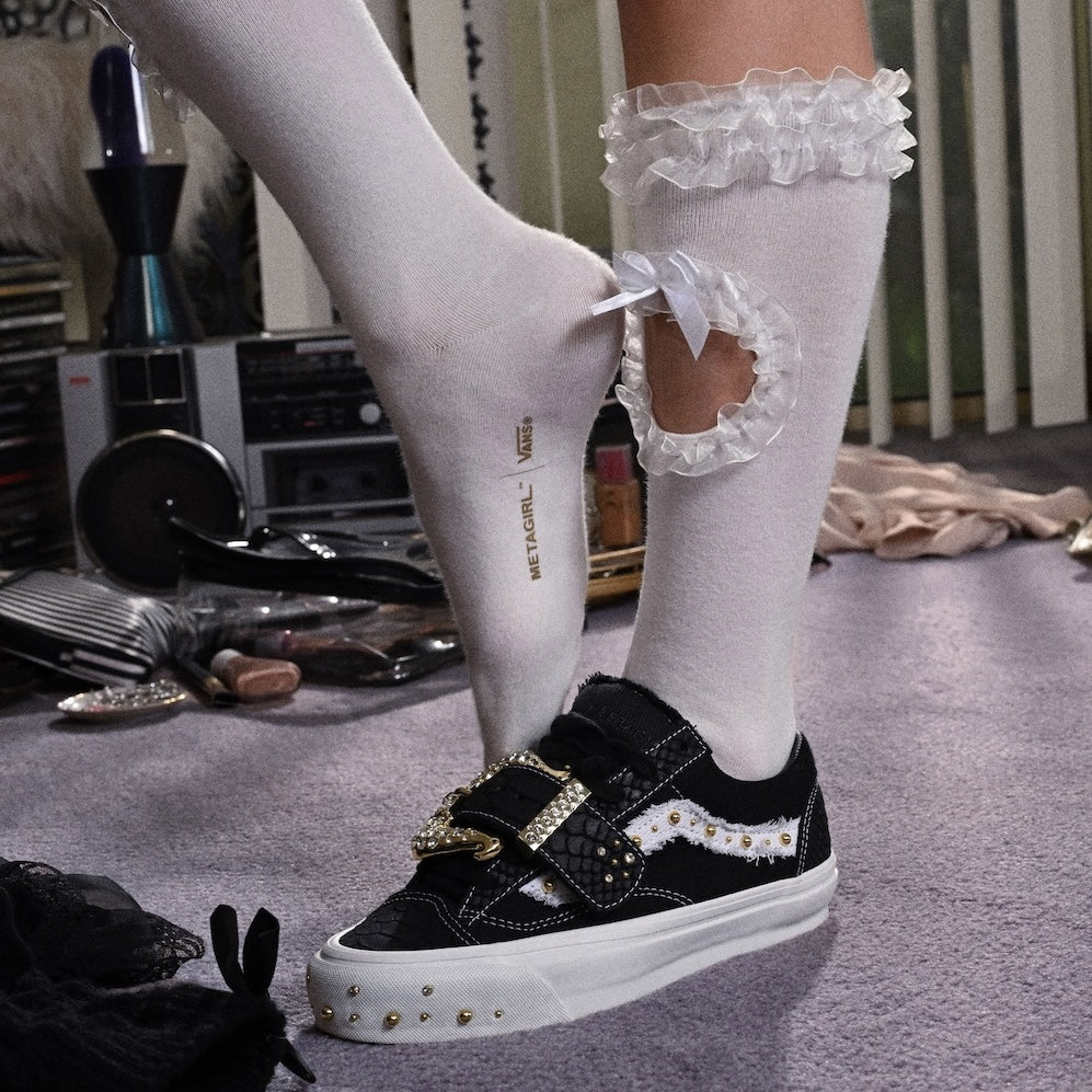 METAGIRL x VANS RUFFLE KNEE HIGH SOCKS